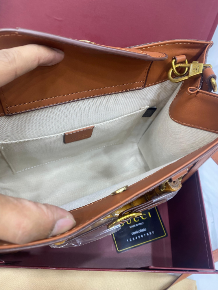 GUCCI Bamboo Handle Official Handbag - Image 6