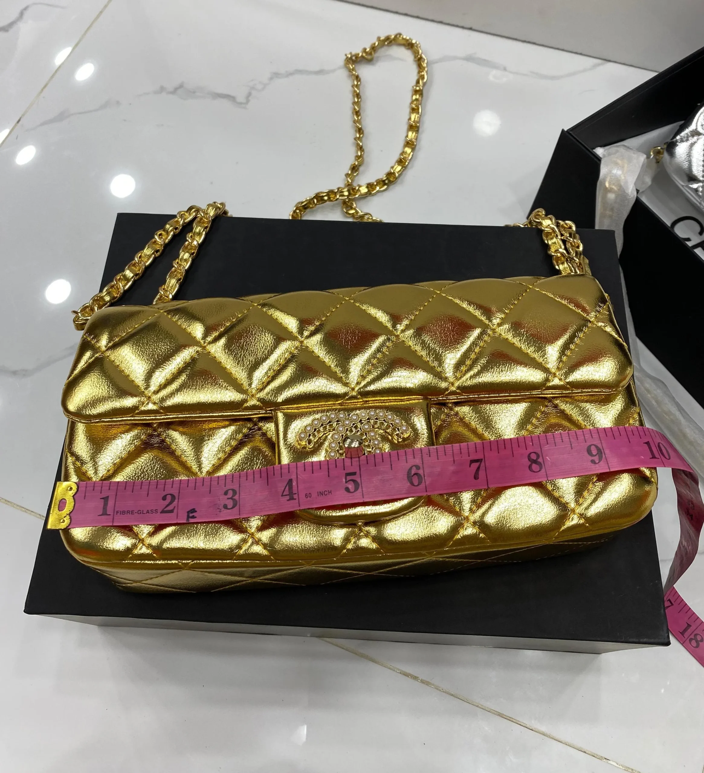 CHANNEL OFFICIAL MODEL - Image 3