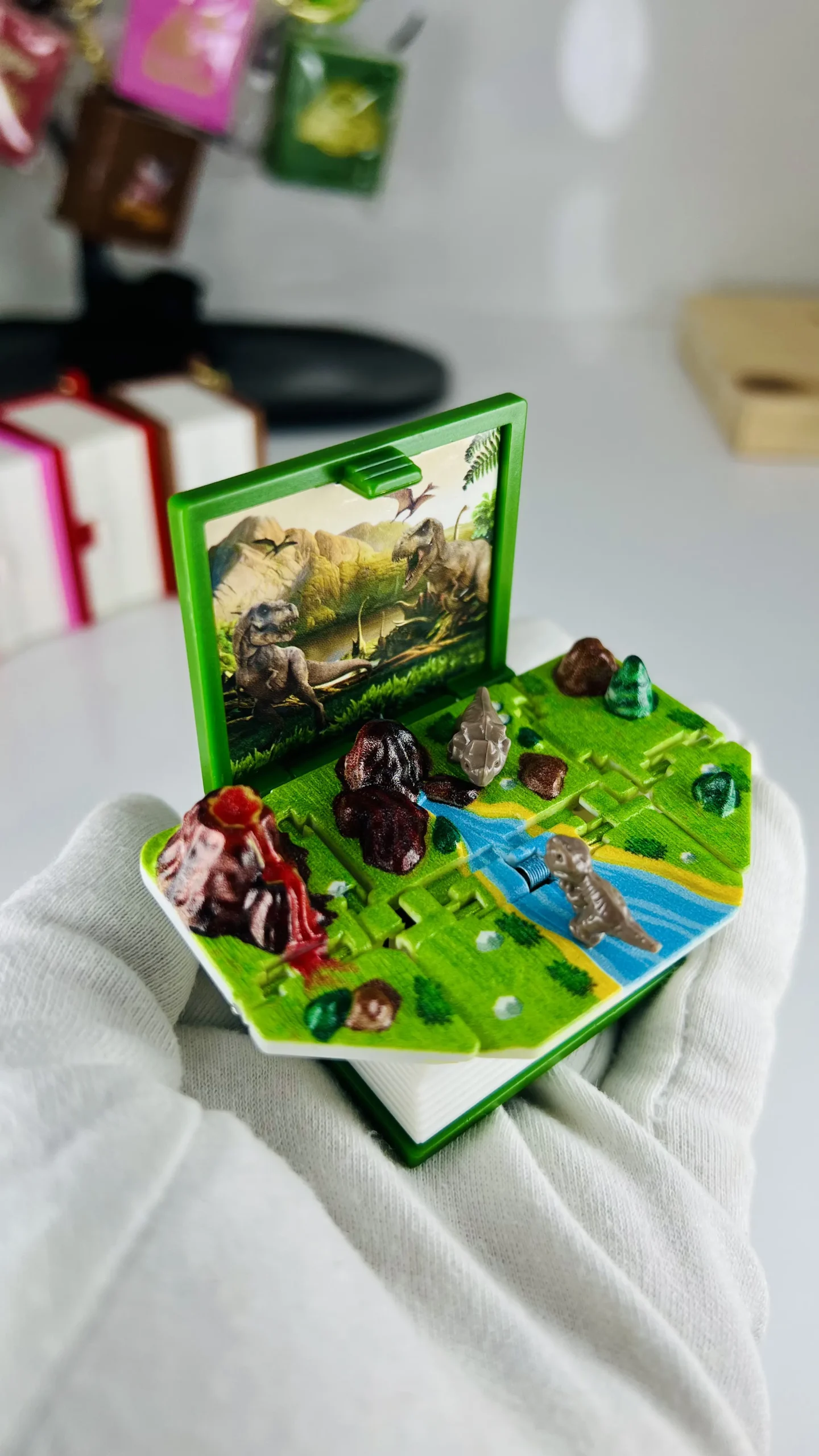 3D Pop-Up Book Keychain