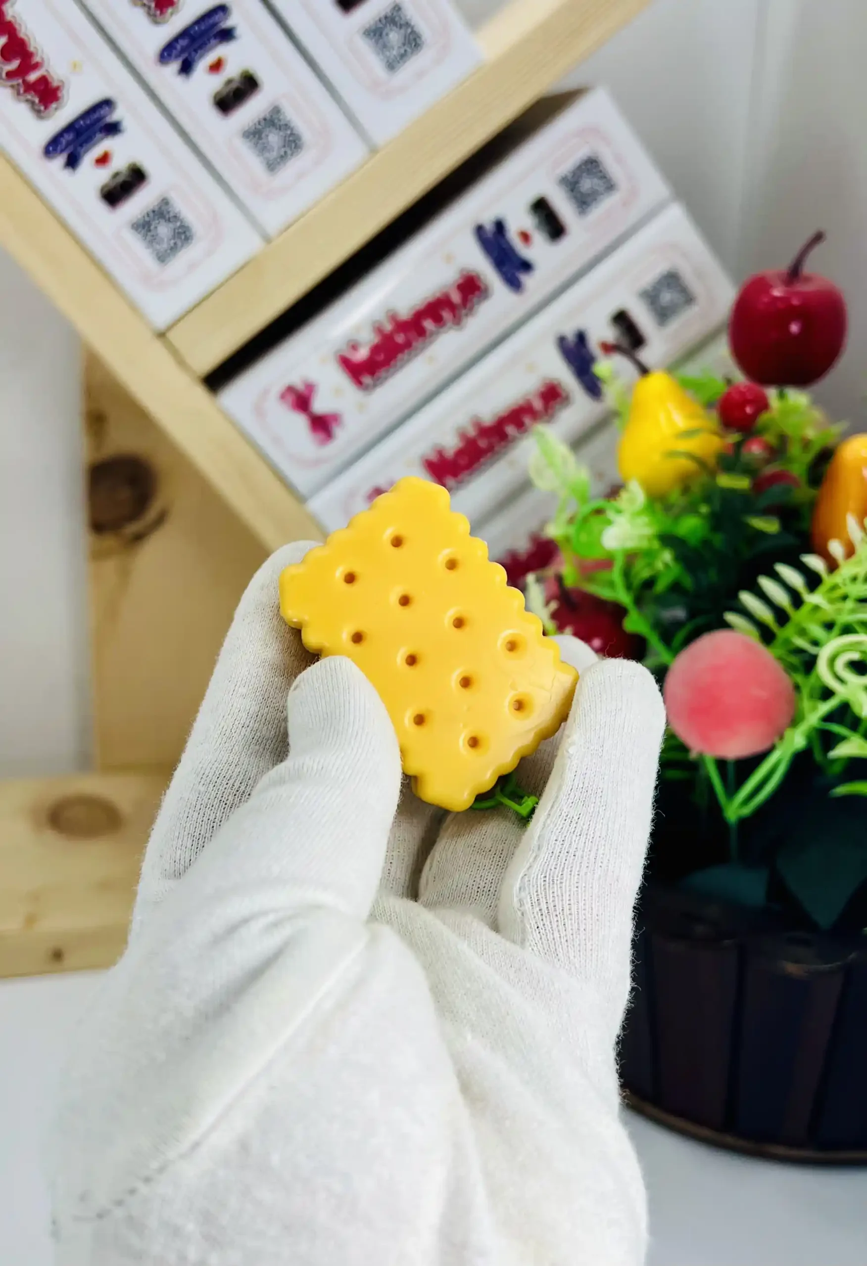 Cream Sandwich Biscuit Keychain