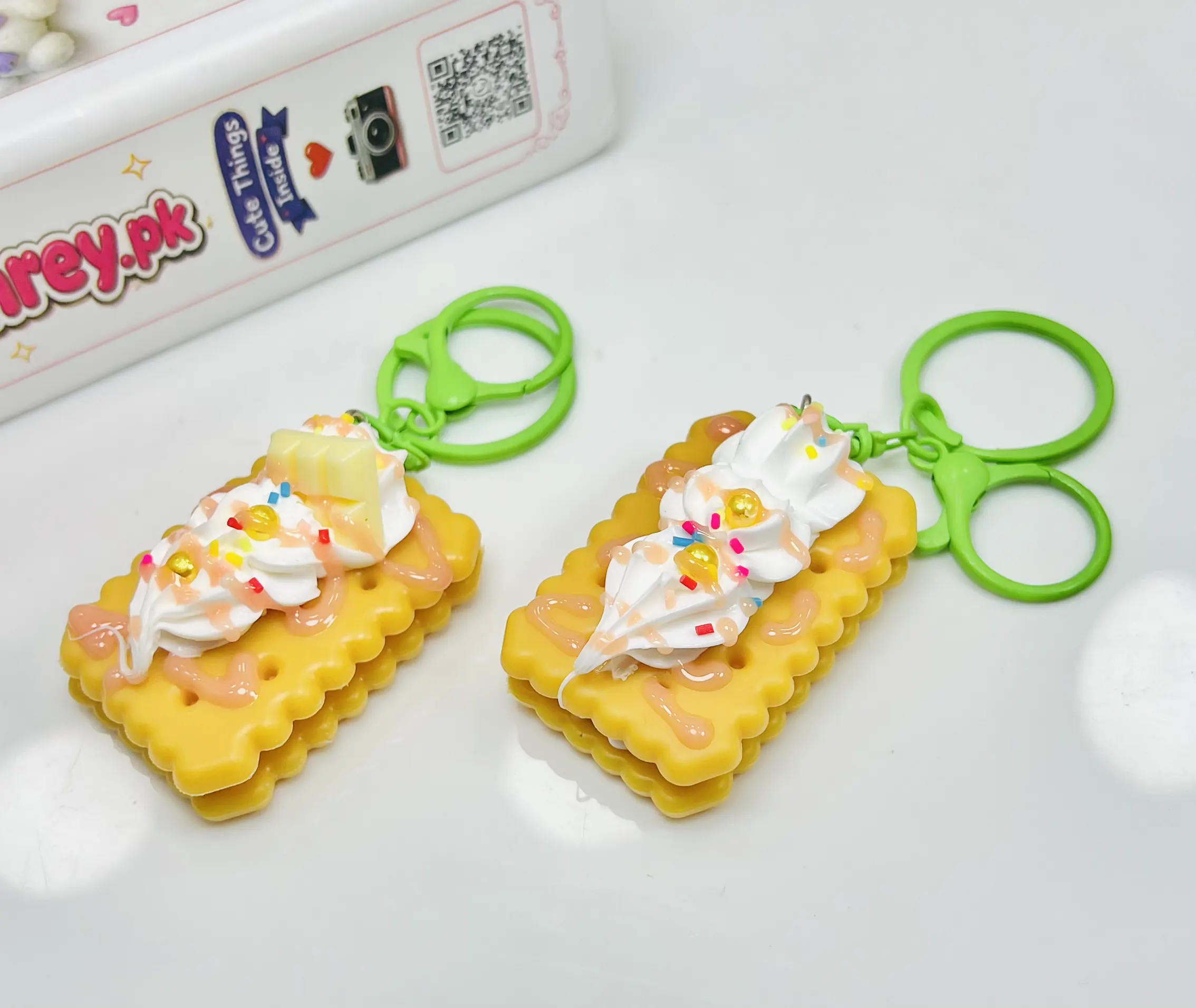 Cream Sandwich Biscuit Keychain